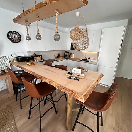 Papa Tote Deluxe ホステル