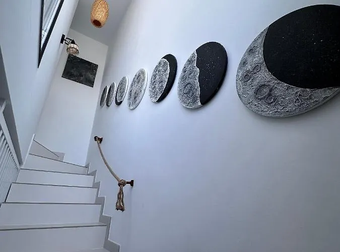 Papa Tote Deluxe Hostel